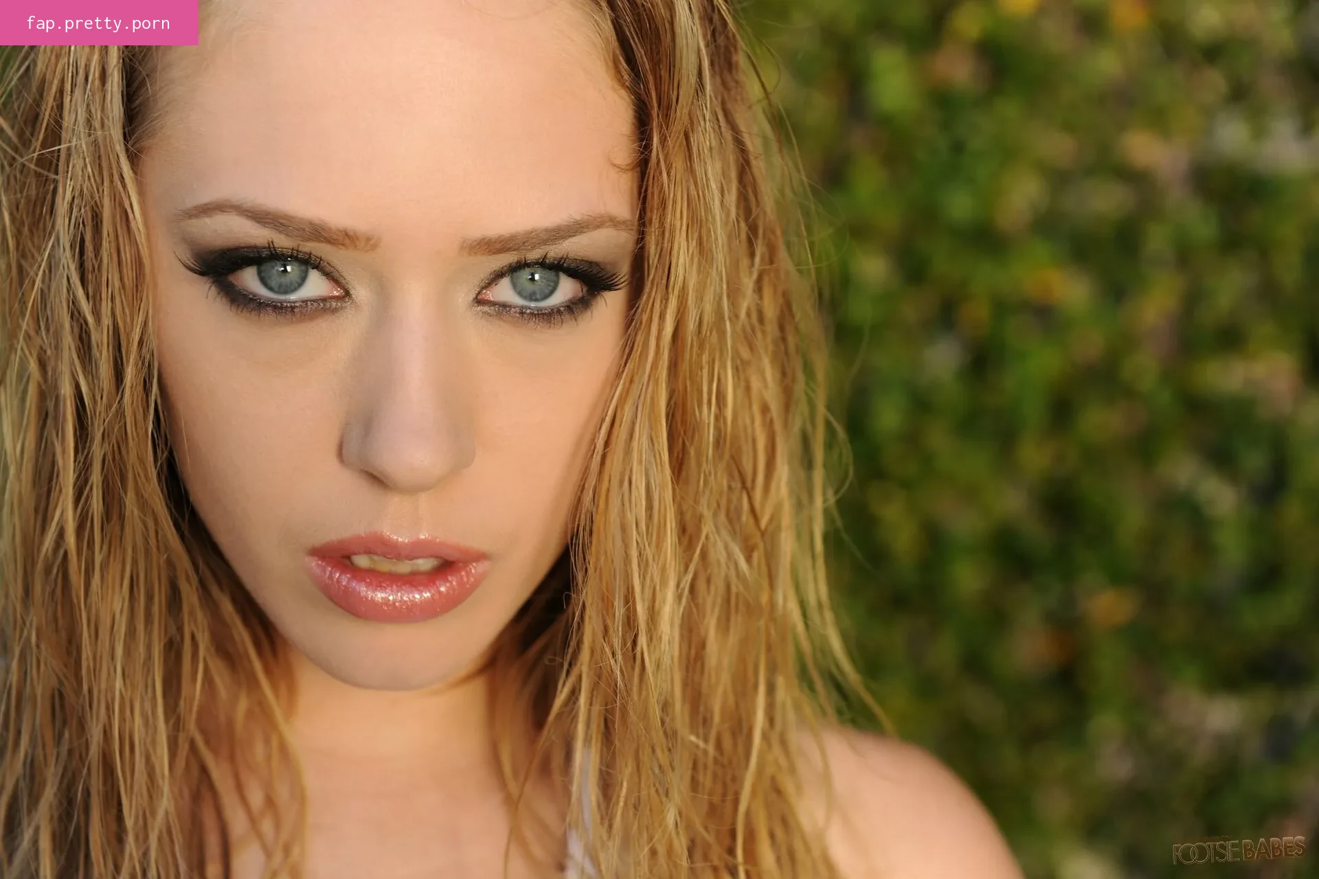 Kagney Linn Karter - Photo #31
