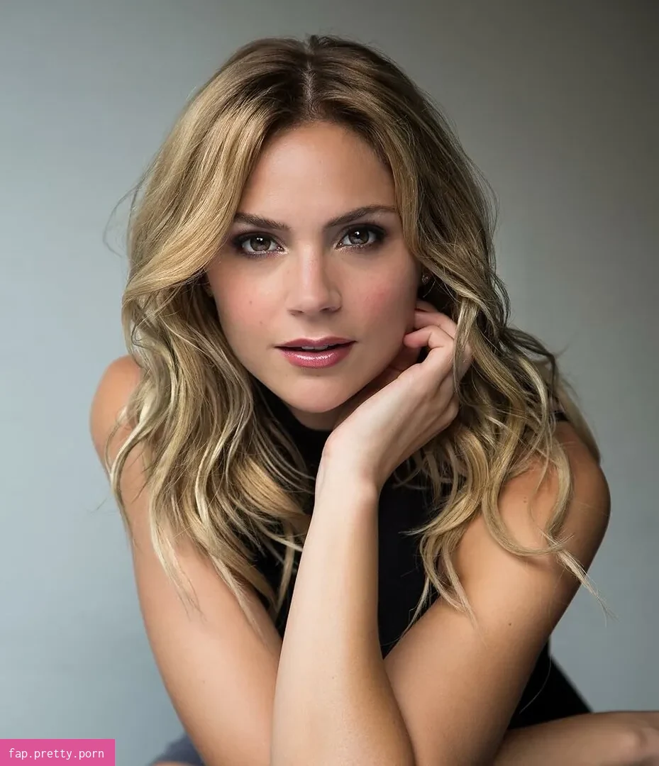 Karissa Lee Staples - Photo #10