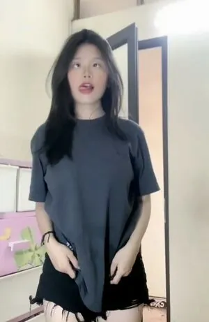 Khanh Linh