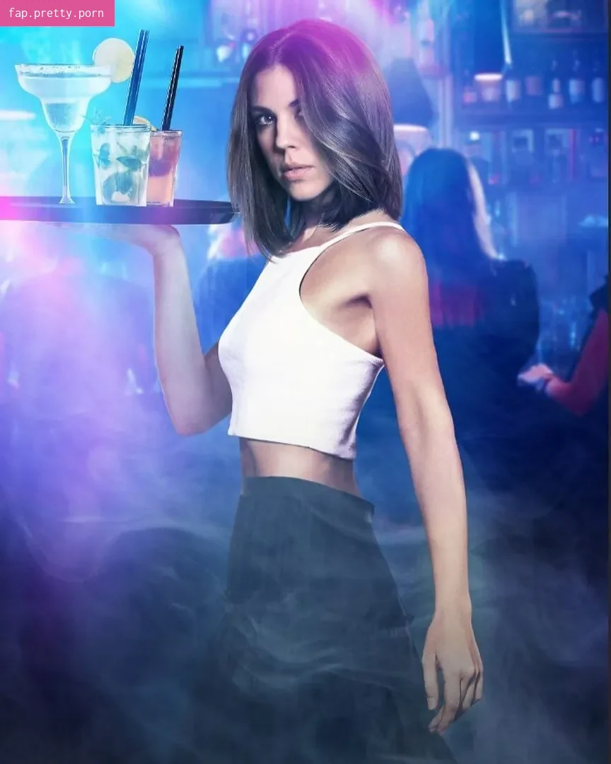 Kate Mansi - Photo #04