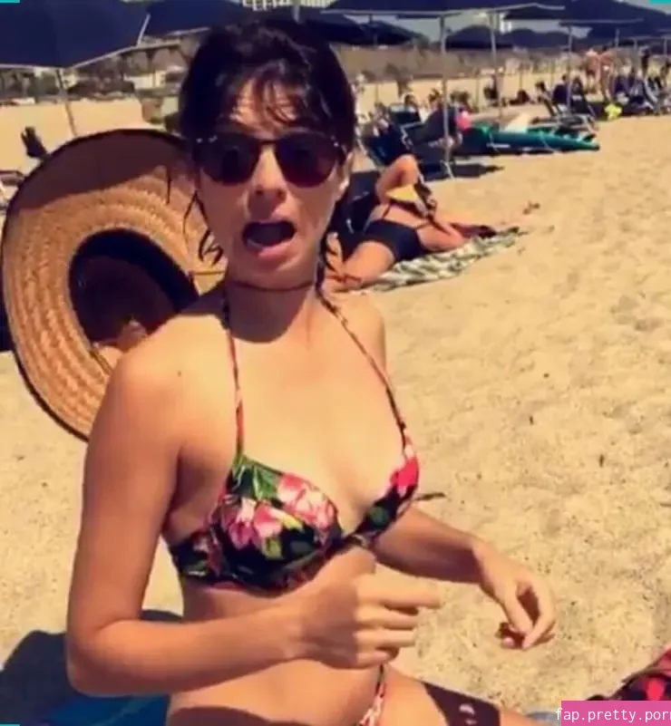 Kate Micucci - Photo #19