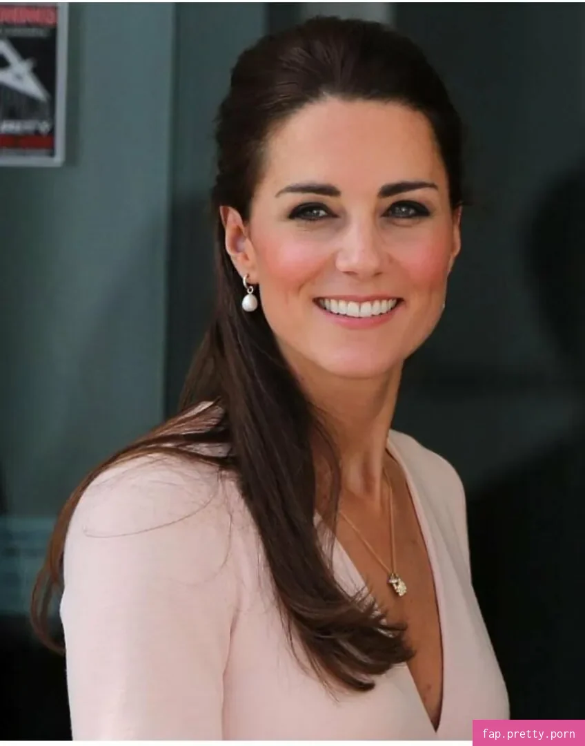 Kate Middleton - Photo #25