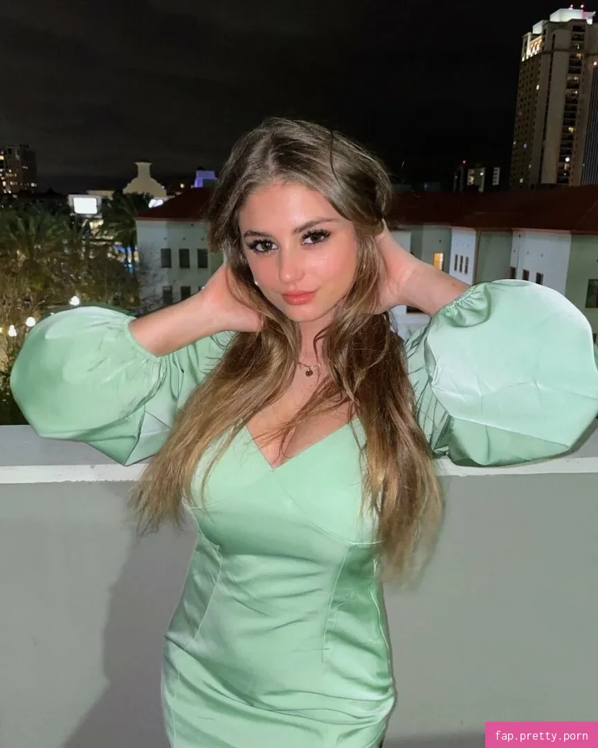 Katelin Milani - Photo #06