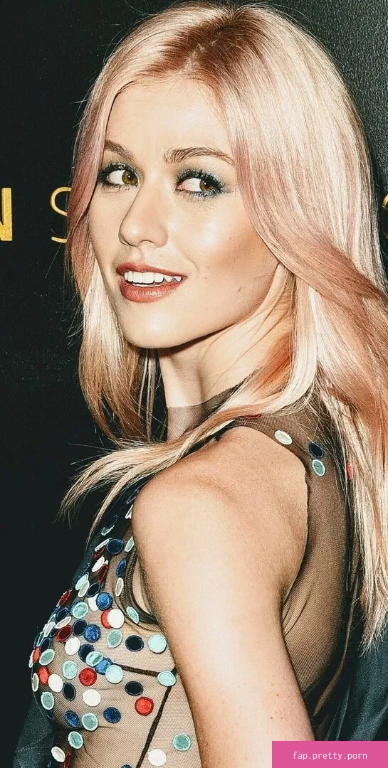 Katherine McNamara - Photo #26
