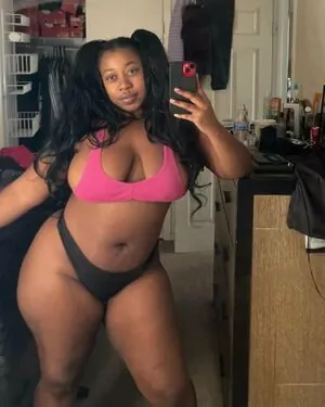 Kiana_Marijuana