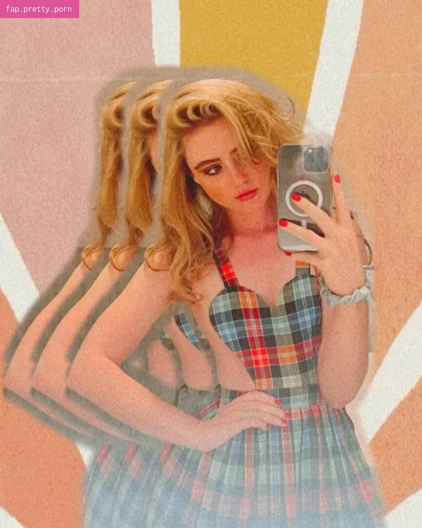 Kathryn Newton - Photo #16