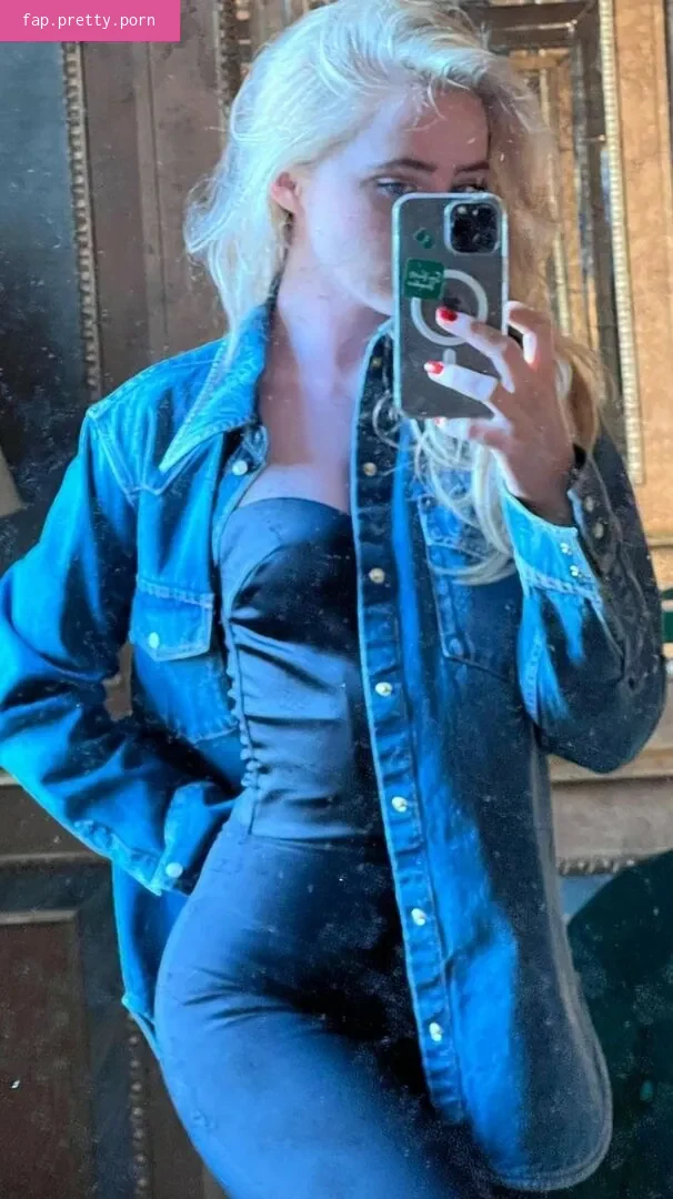 Kathryn Newton - Photo #23