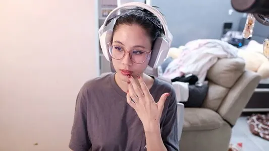 Kura Onee-san