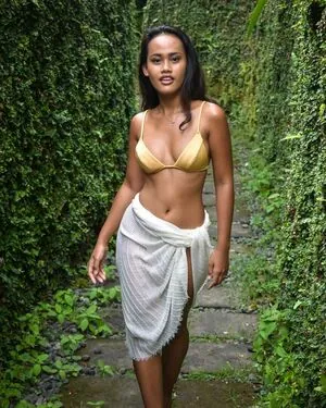 Kiana.pix