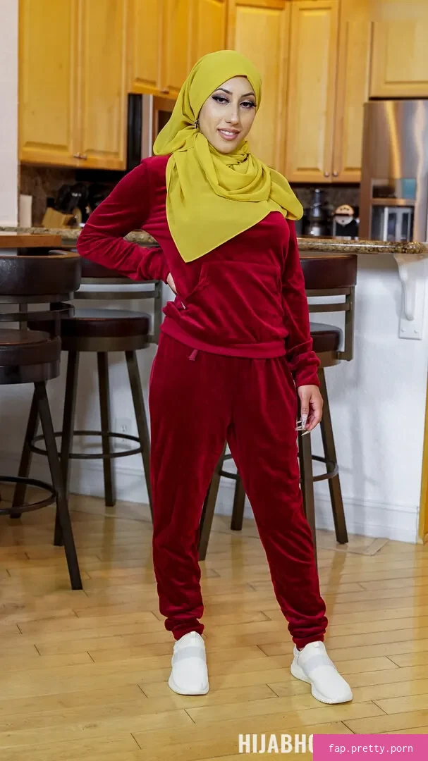 Kira Perez - Photo #65