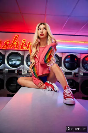 Kenzie Reeves