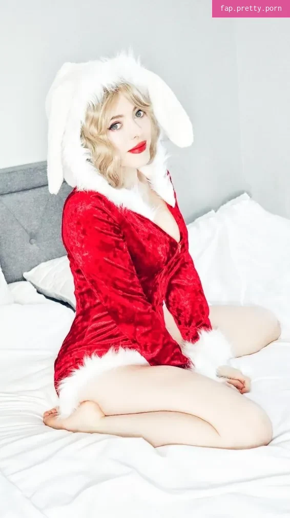 Kirsten Ria - Photo #26