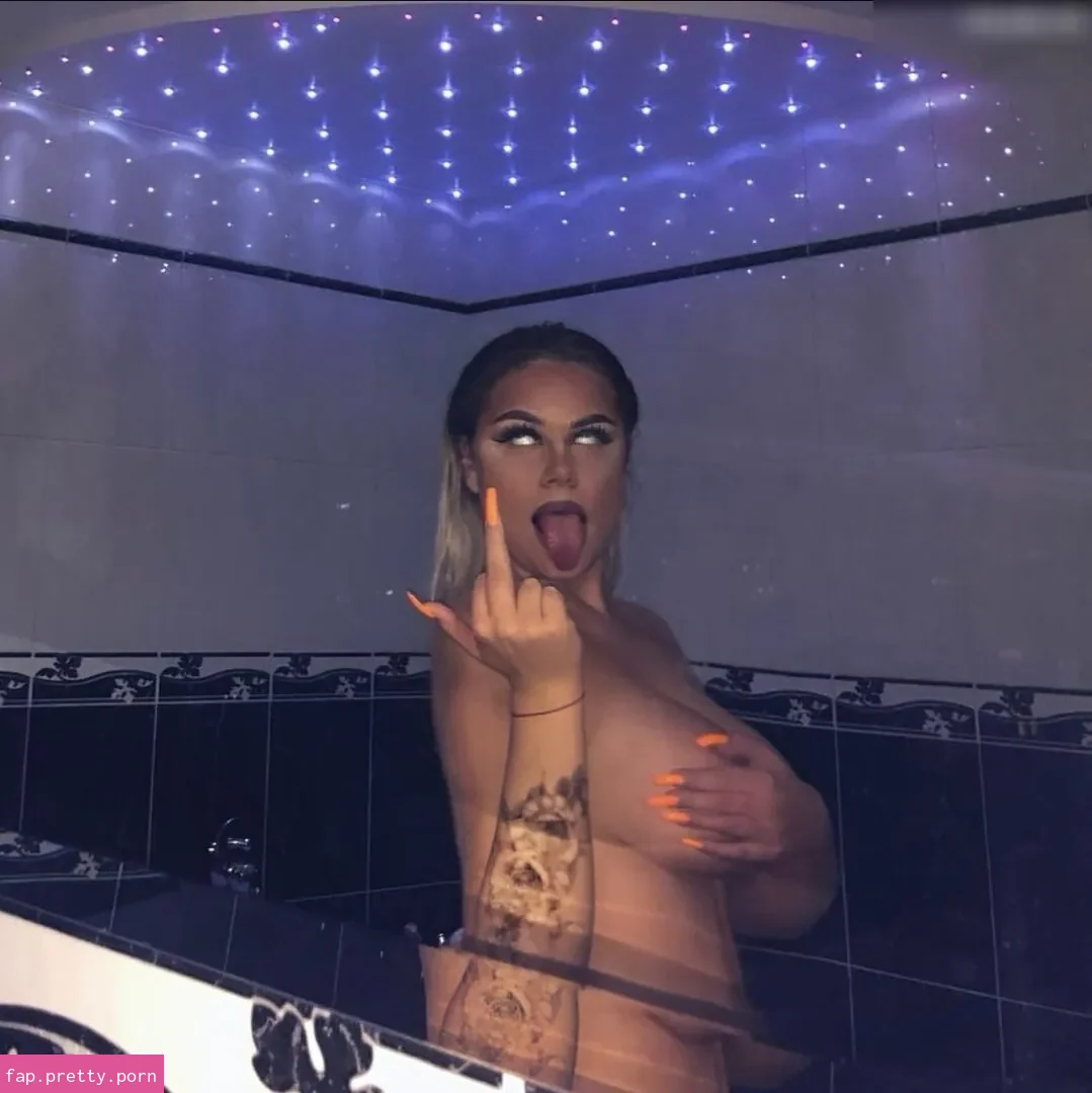 Kristinamouu - Photo #26