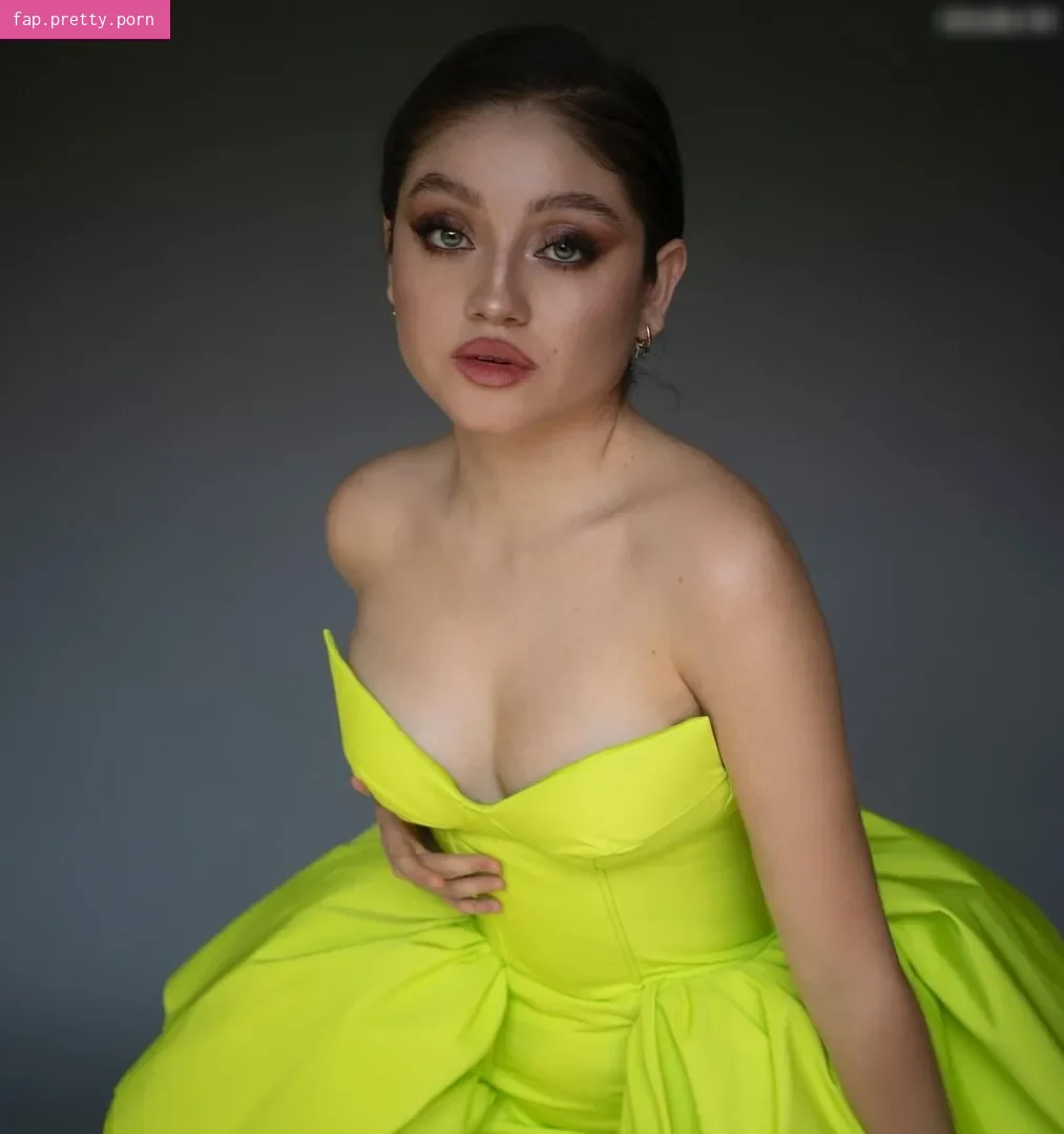 Karol Sevilla - Photo #02