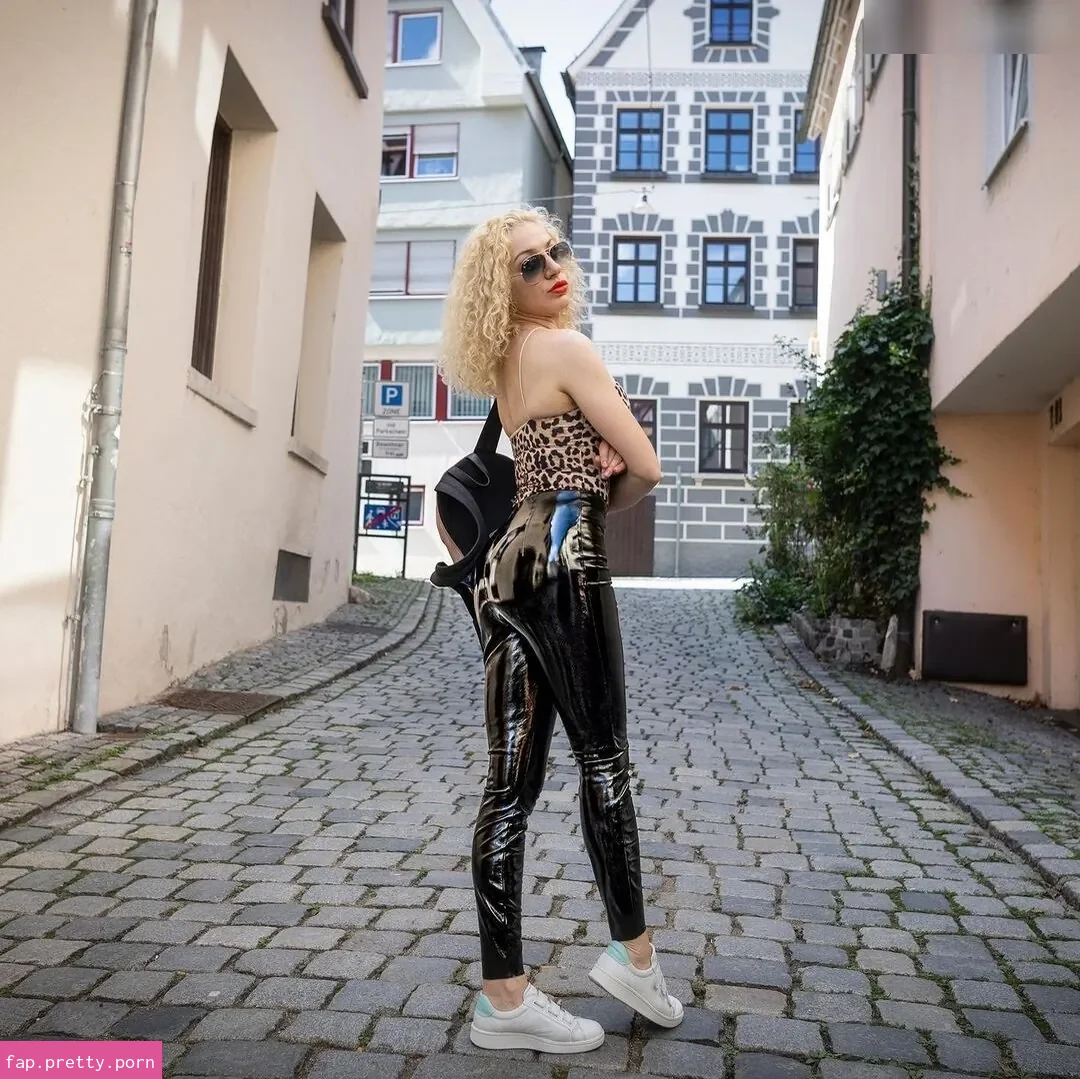 Katya Superb - Photo #29