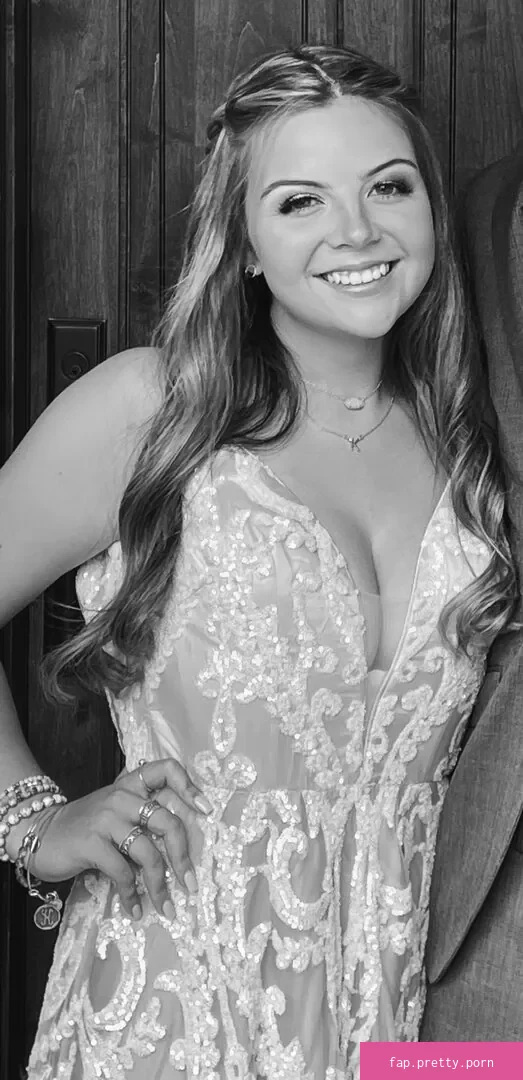 Kaylee S - Photo #32