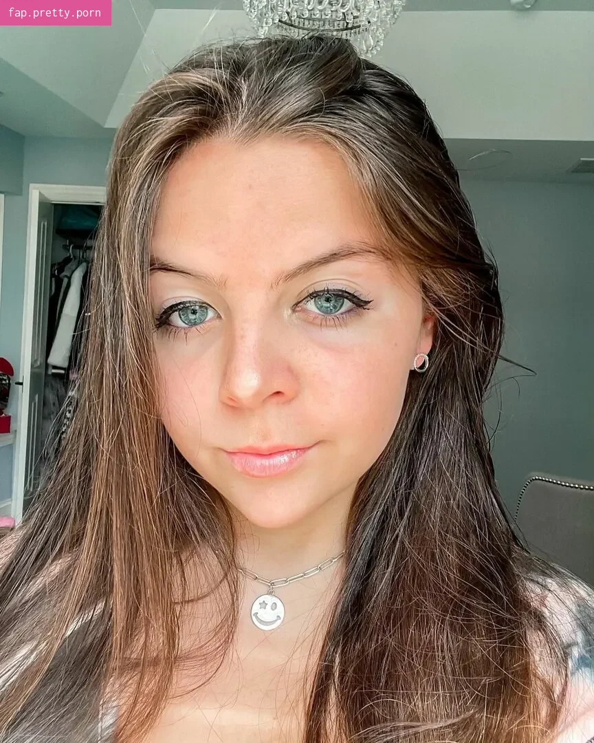 Kaylee S - Photo #75
