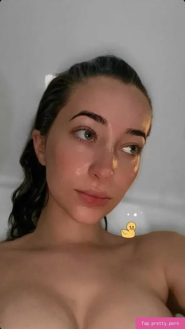 Kira Schmitt - Photo #40