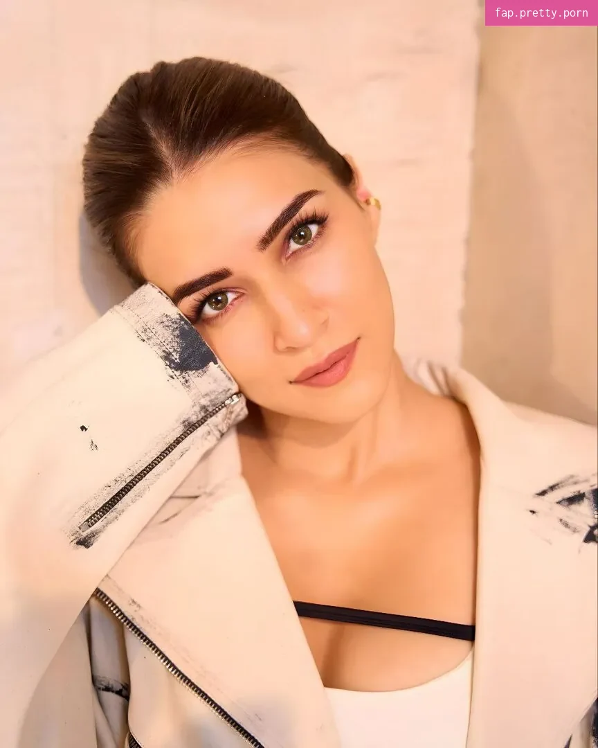 Kriti Sanon - Photo #34