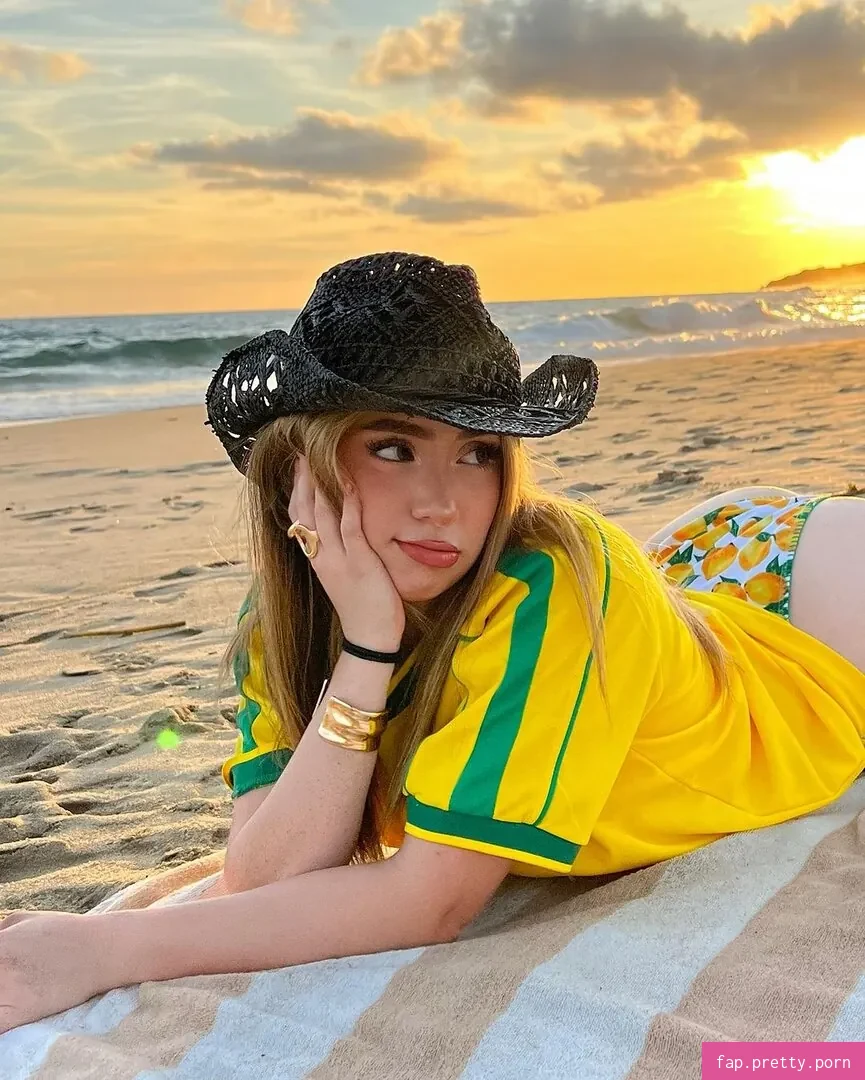 Karen Torres - Photo #03