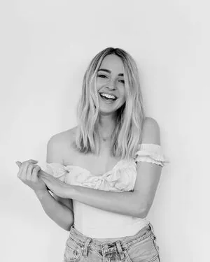 Katelyn Tarver