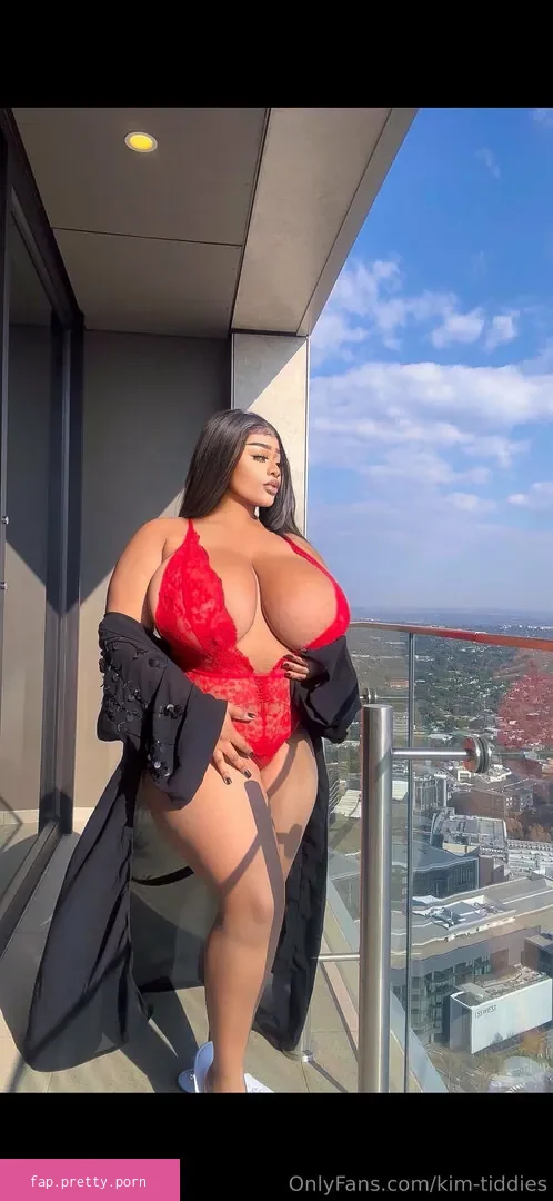 Kim Tiddies - Photo #19