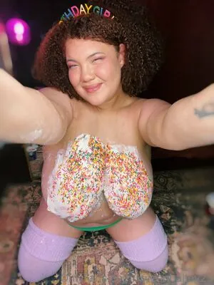 Kweenbailey23