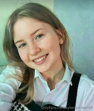 kylienextdoor69