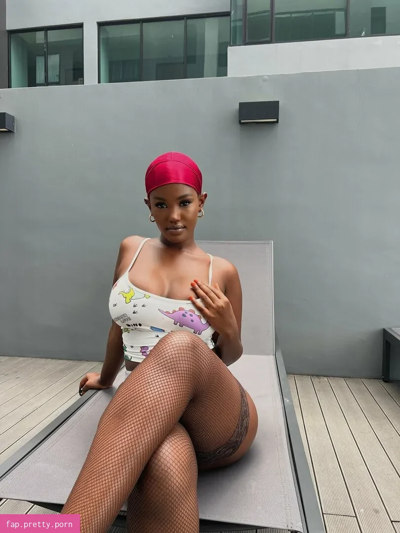 lexiluv_00 - Photo #02