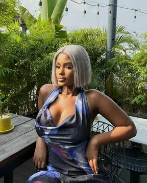 lexiluv_00