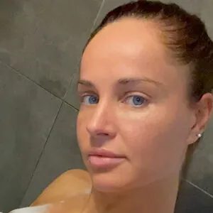 LeniYoung
