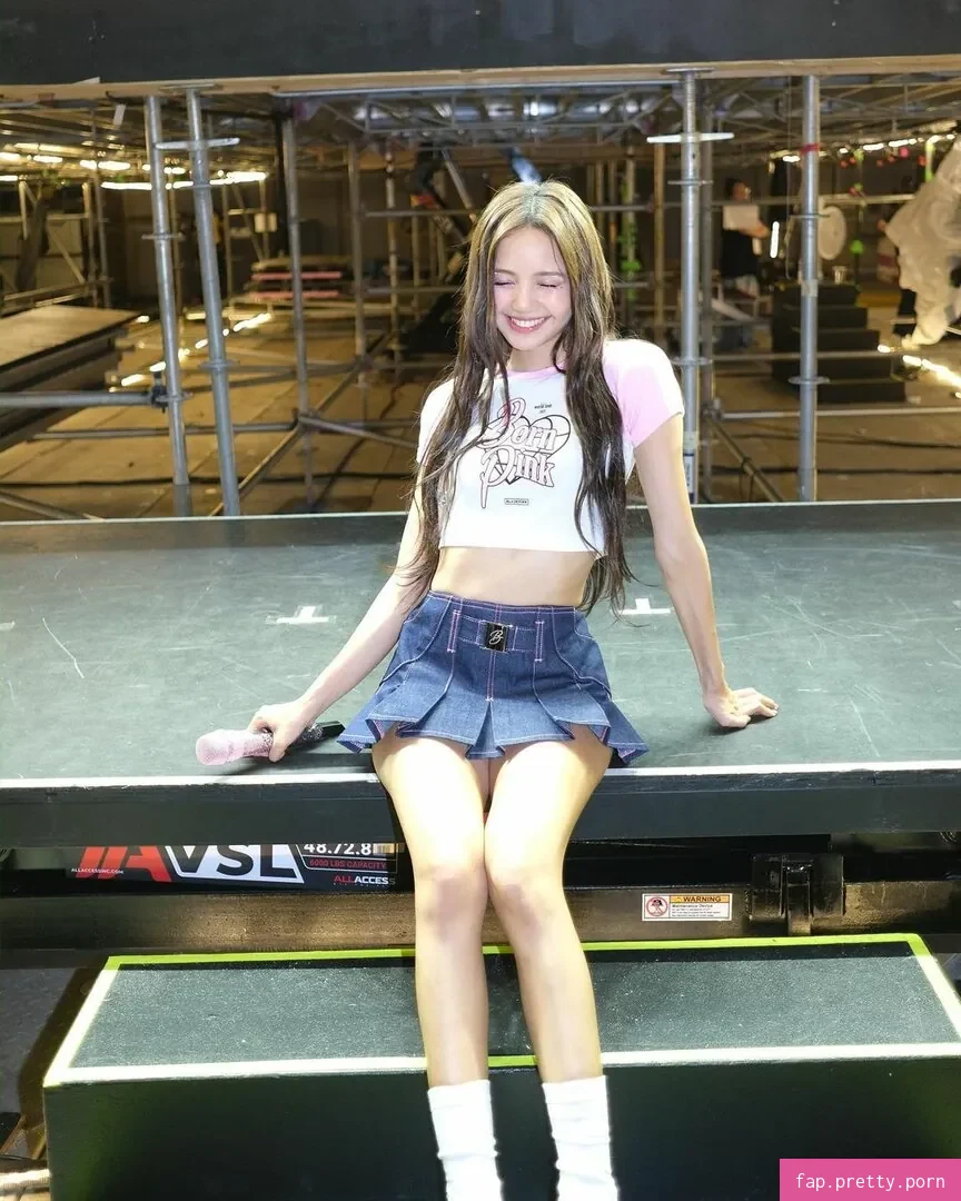 Lisa - Photo #07