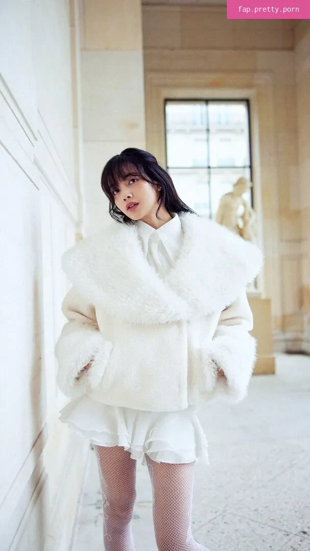Lisa - Photo #09