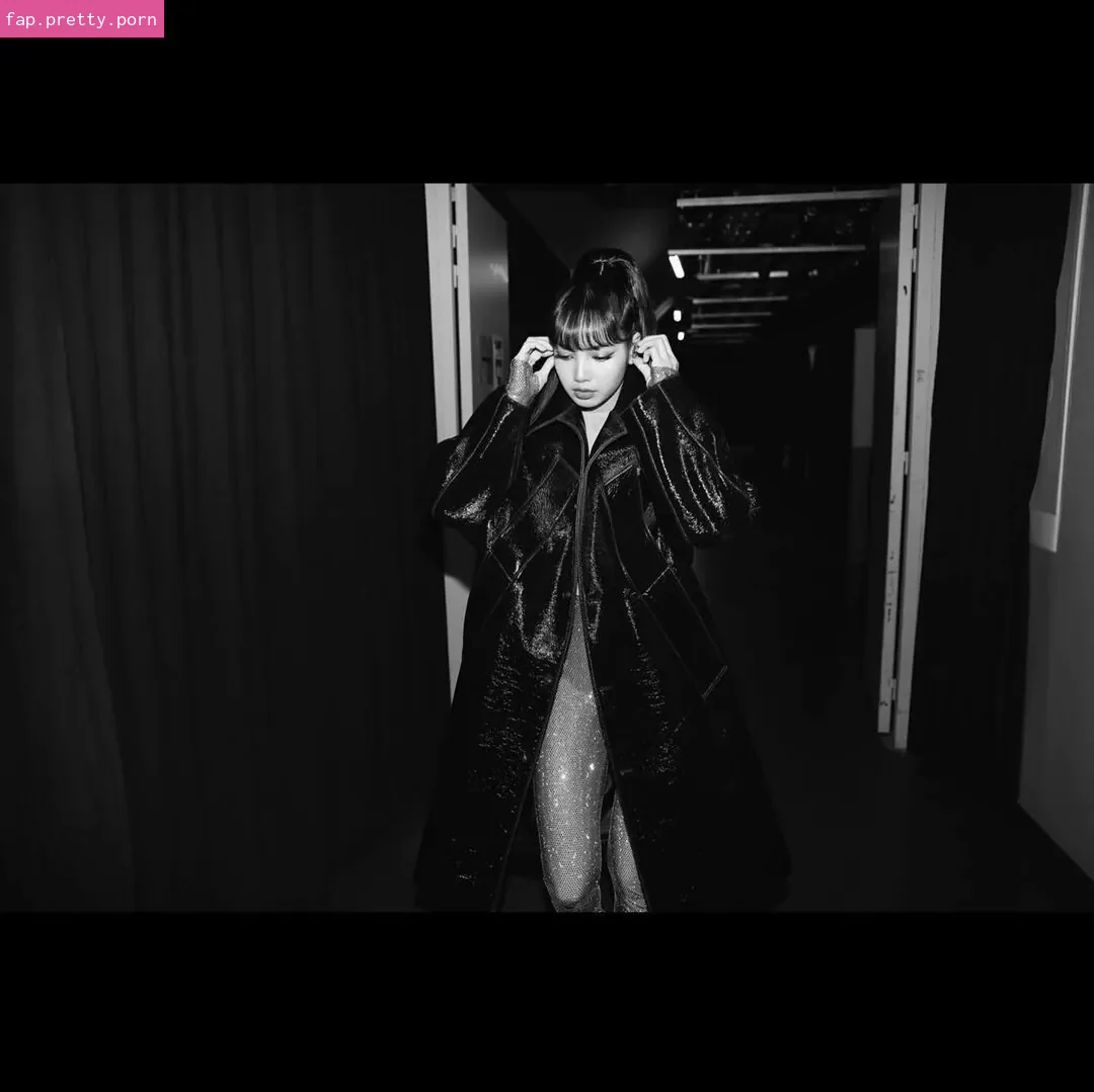 Lisa - Photo #54
