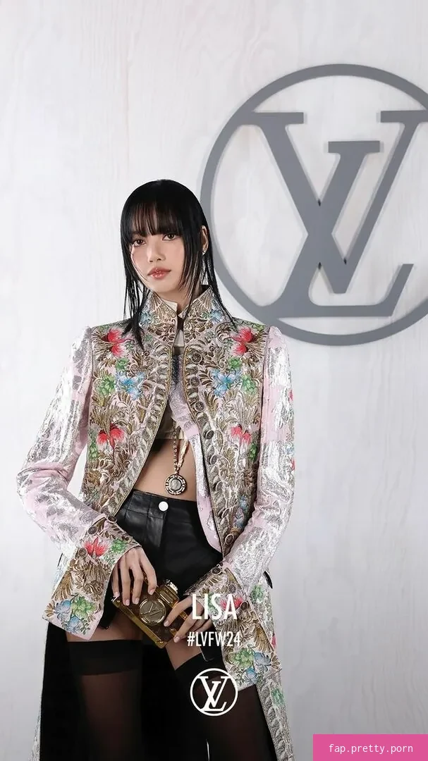Lisa - Photo #93