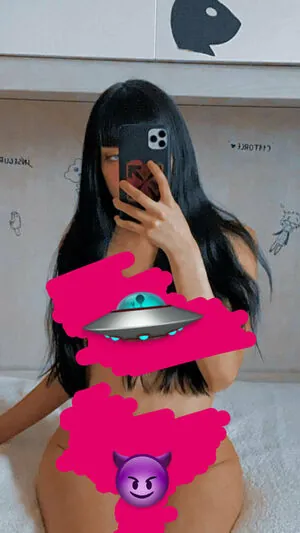 laalemonzz