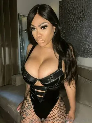 LaceyDuvalle