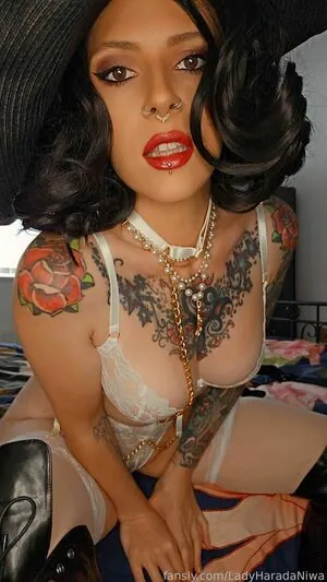 LadyHaradaNiwa