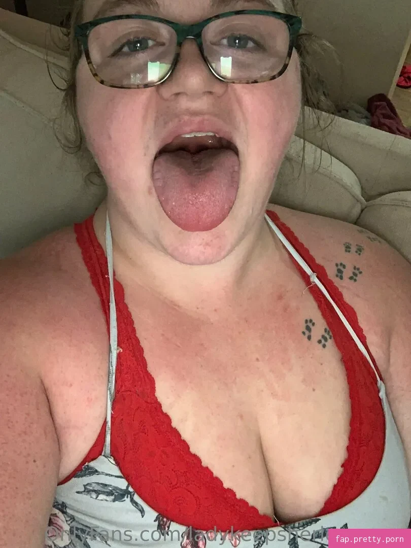 ladykeepsherlegsopen - Photo #91