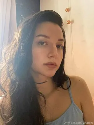 lanaroze