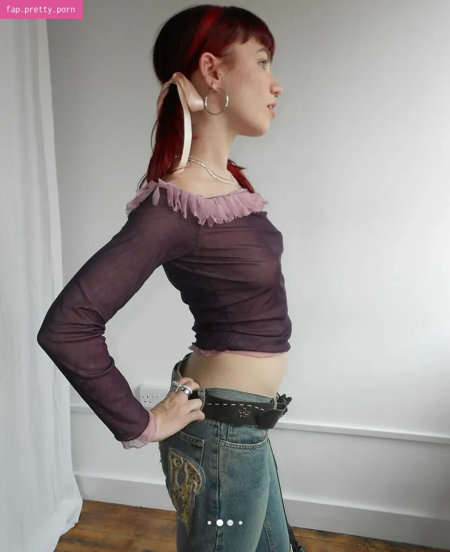 Lara Adkins - Photo #29