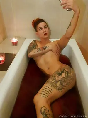 larraphoenix