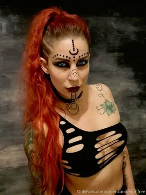 larraphoenix