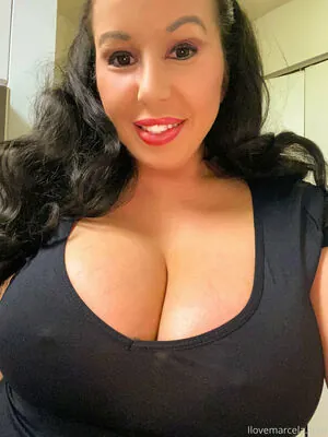 latinamilfnyc