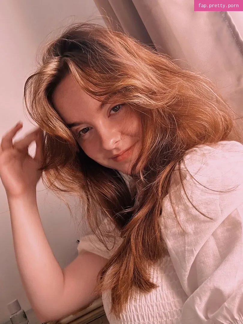 Laura Anne - Photo #89