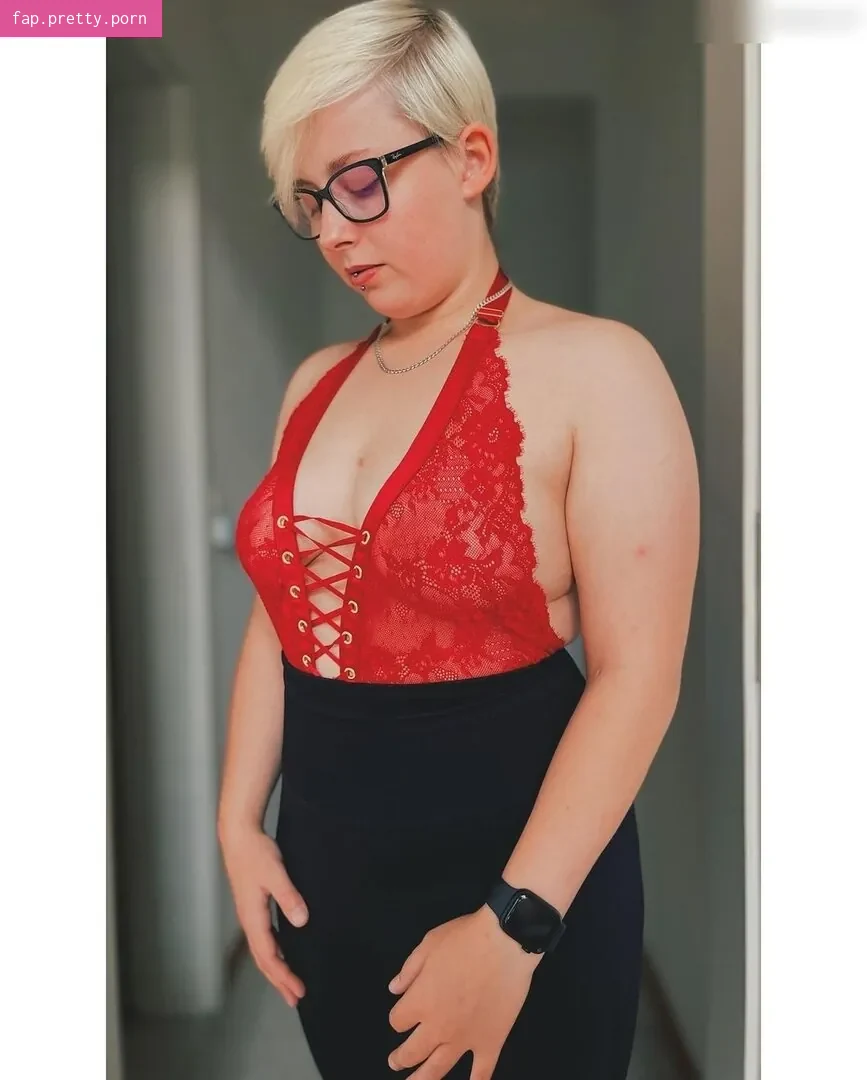 lauradenise98 - Photo #60