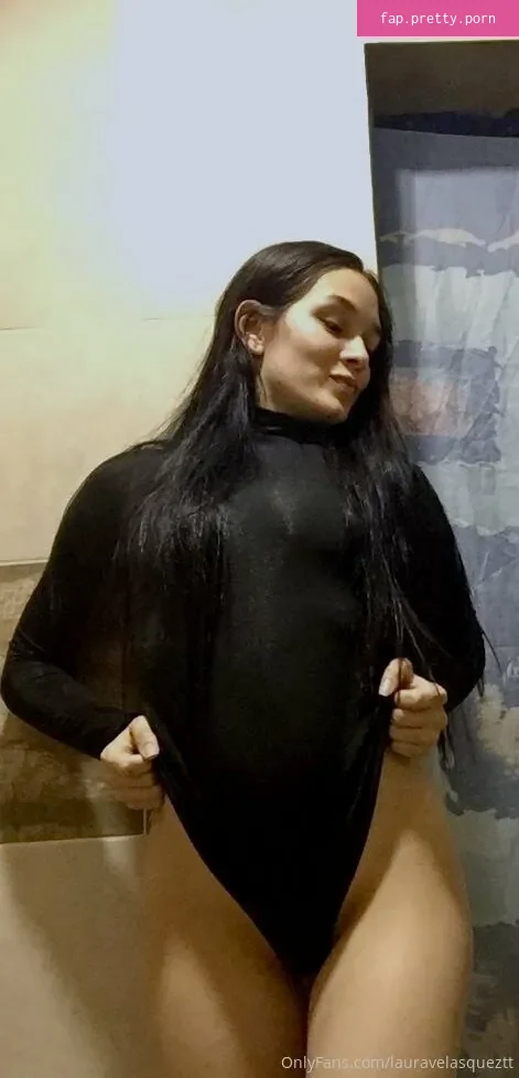 lauravelasqueztt - Photo #03