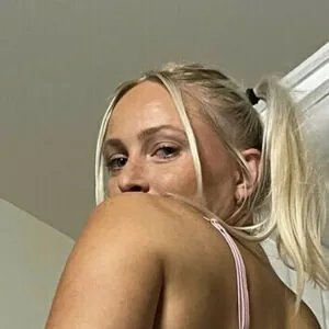 Laurelanne33