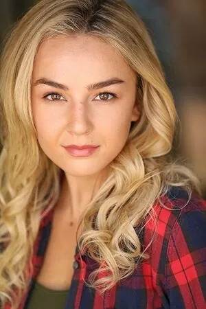 Lexi Ainsworth