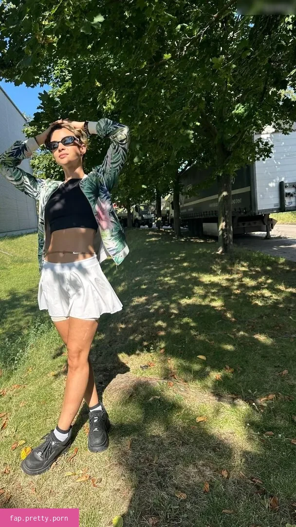 laure_bv content